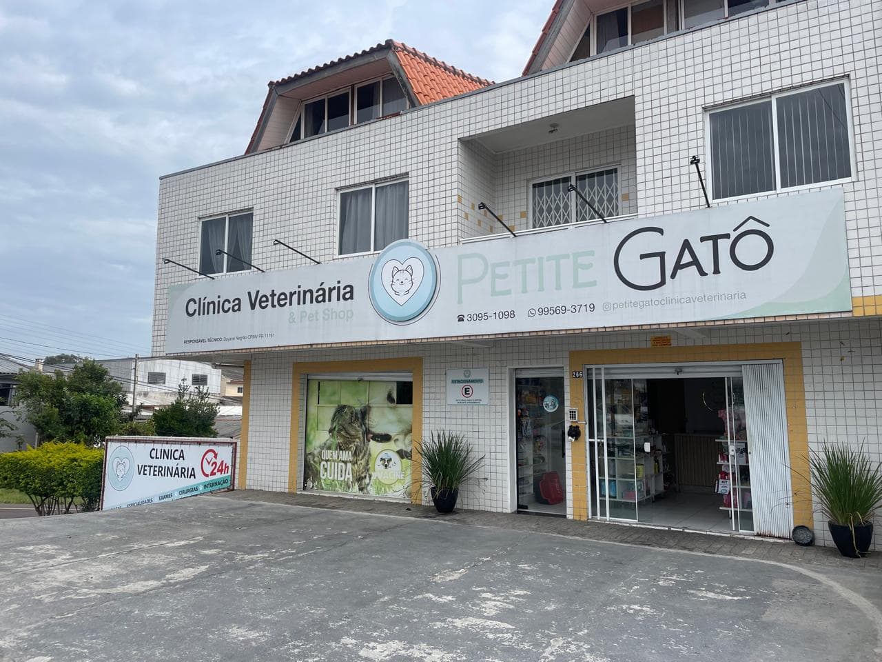Clínica Clínica Veterinária Petite Gatô em Curitiba
